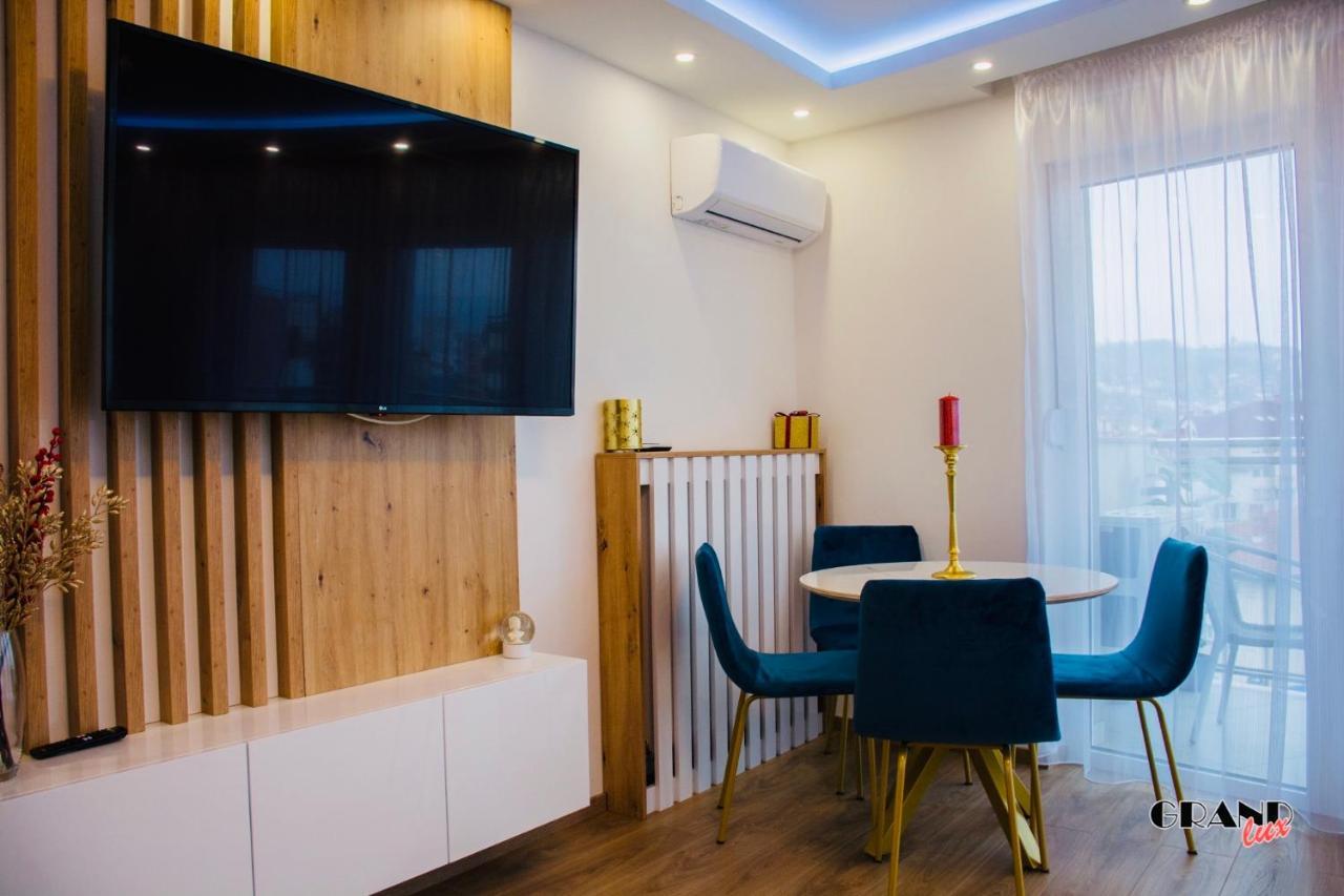 Grand Lux Apartment Doboj Extérieur photo