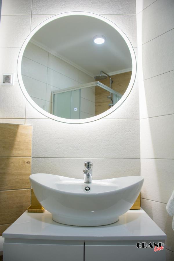 Grand Lux Apartment Doboj Extérieur photo