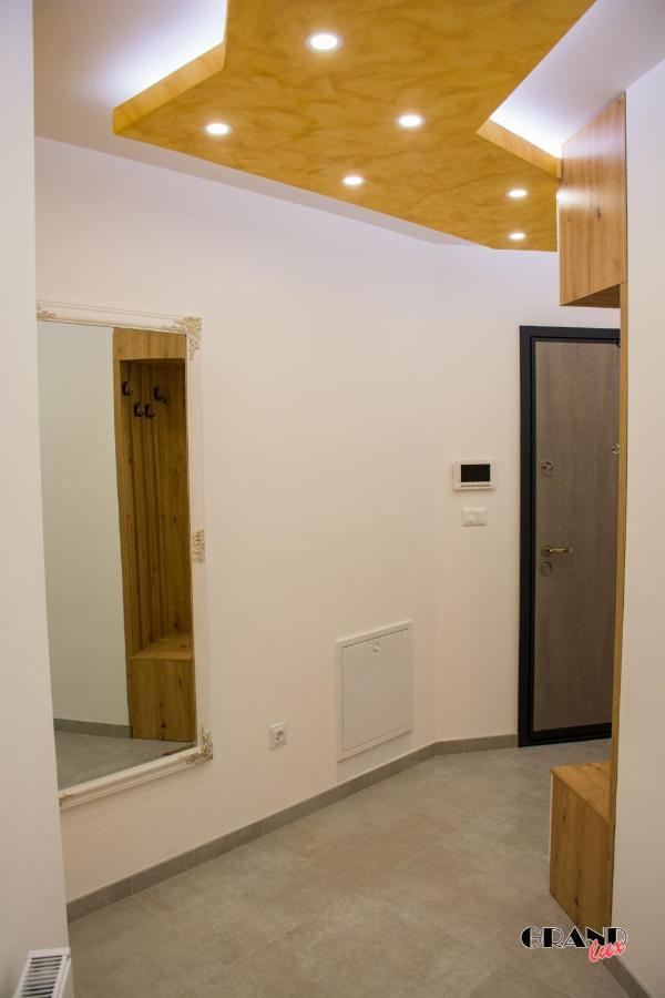 Grand Lux Apartment Doboj Extérieur photo