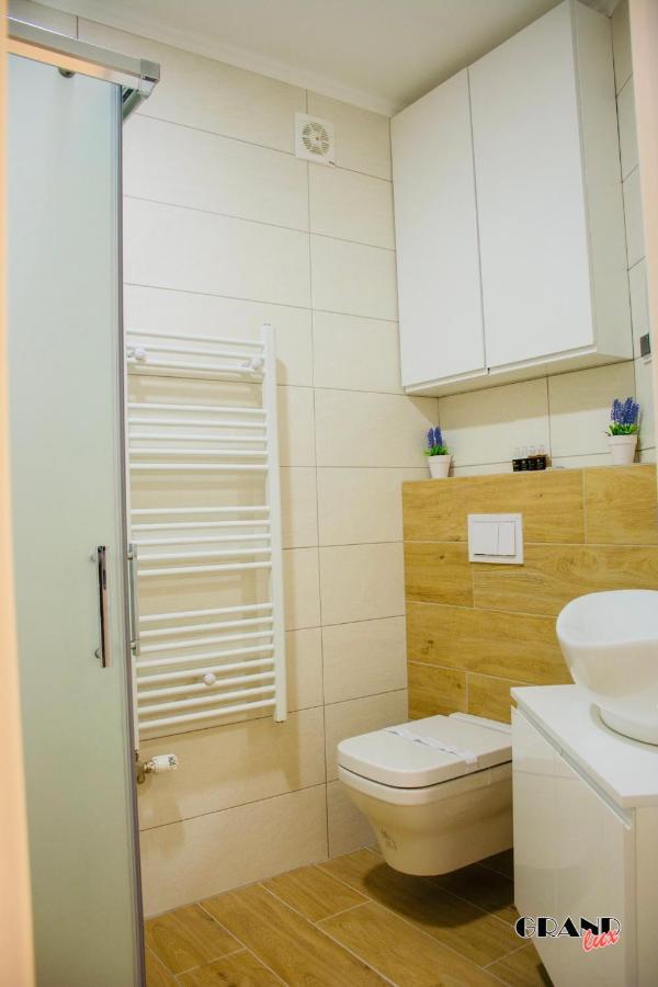 Grand Lux Apartment Doboj Extérieur photo